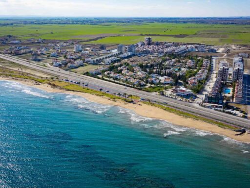 Long Beach, Kyrenia